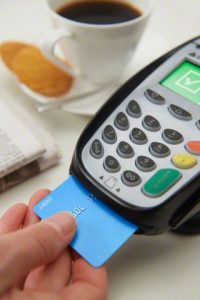 emv chip card reader at a restaurant